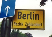 Berlin Ortstafel.jpg